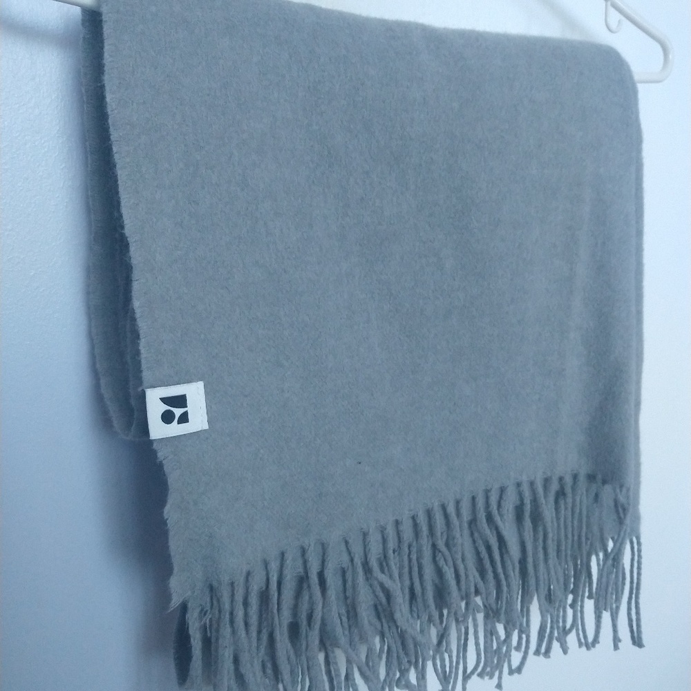 Frank & Oak - The Recycled Polyester Scarf